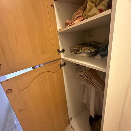 A La Semaine Ou Au Jour / Location Studio Meuble 30M² La Ciotat Esterno foto